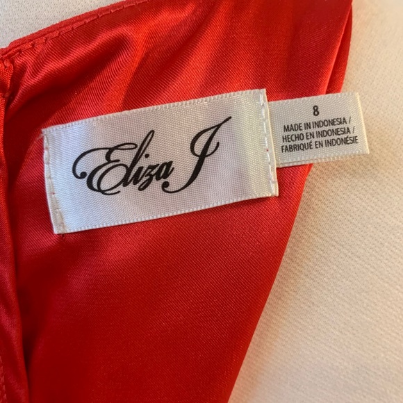 Eliza J Cold Shoulder Dress Size 8 - Picture 11 of 12